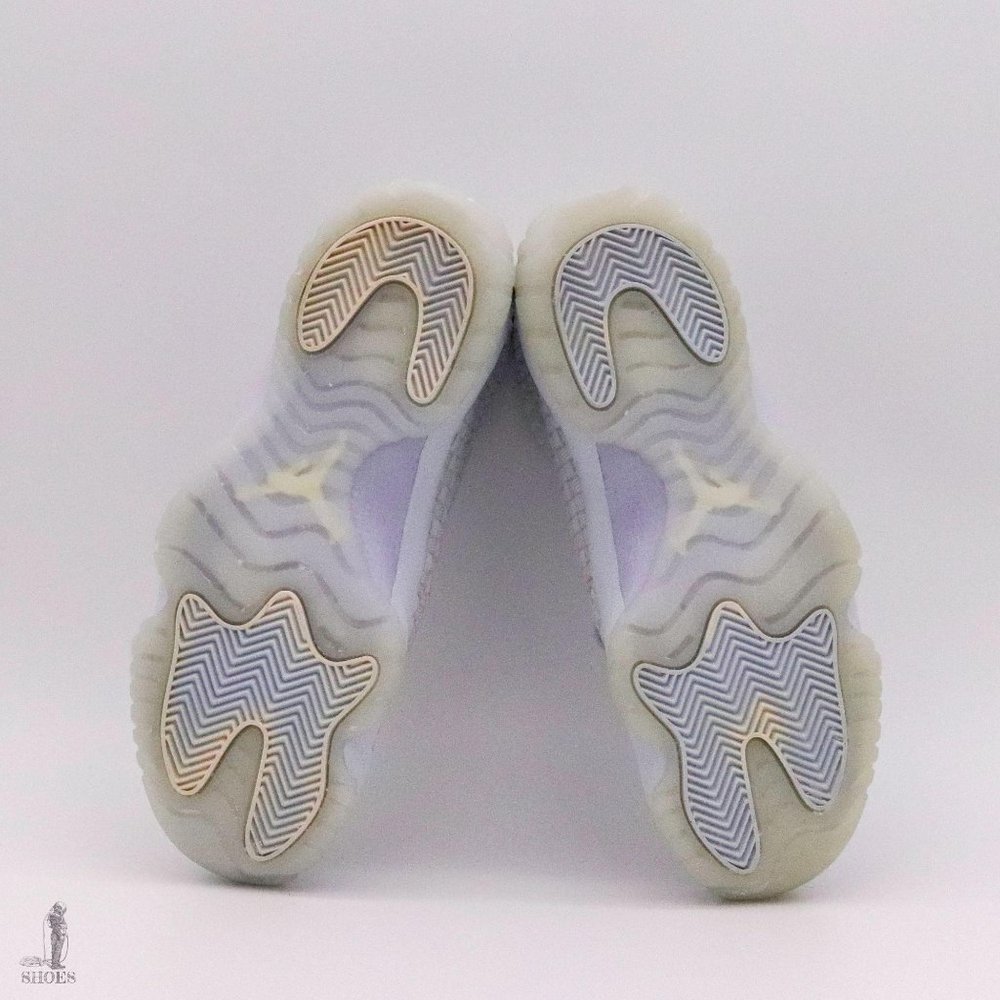 Nike Air Jordan Future 'Pure Platinum' - Picture 8 of 9